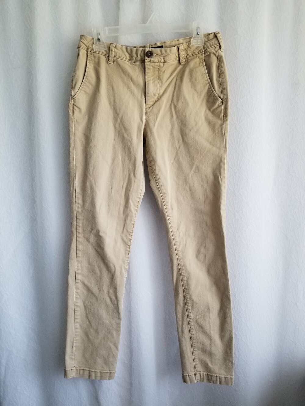 Aeropostale Men's Skinny Chino Pants in Khaki Size 31/32